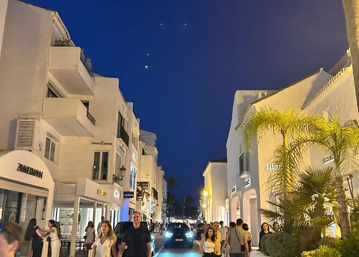 Puerto Banus Playa *